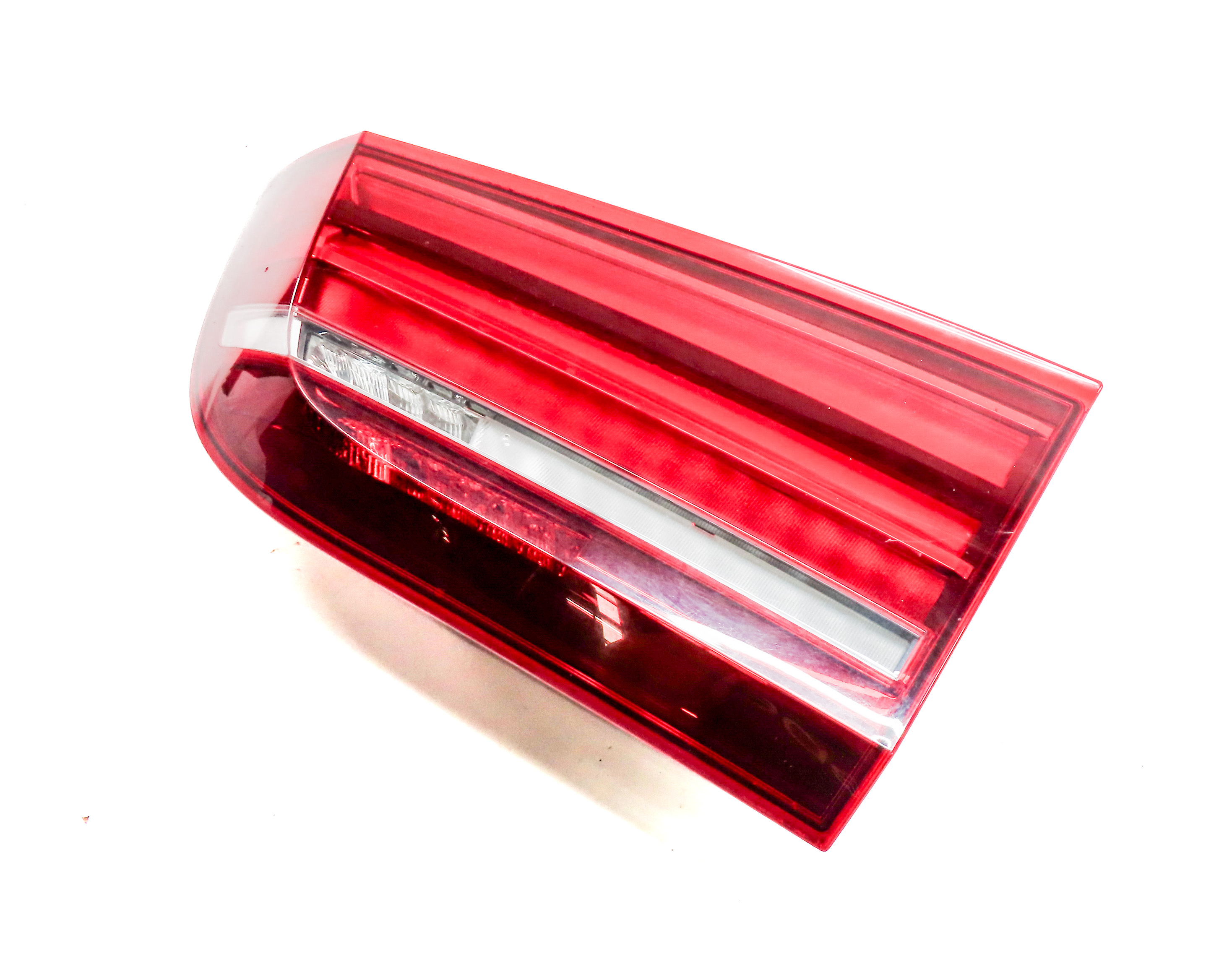 14-18 BMW X5 X5M ///M (F15 F85) RIGHT PASSENGER REAR INNER TAILLIGHT LIGHT LAMP — exact item pictured